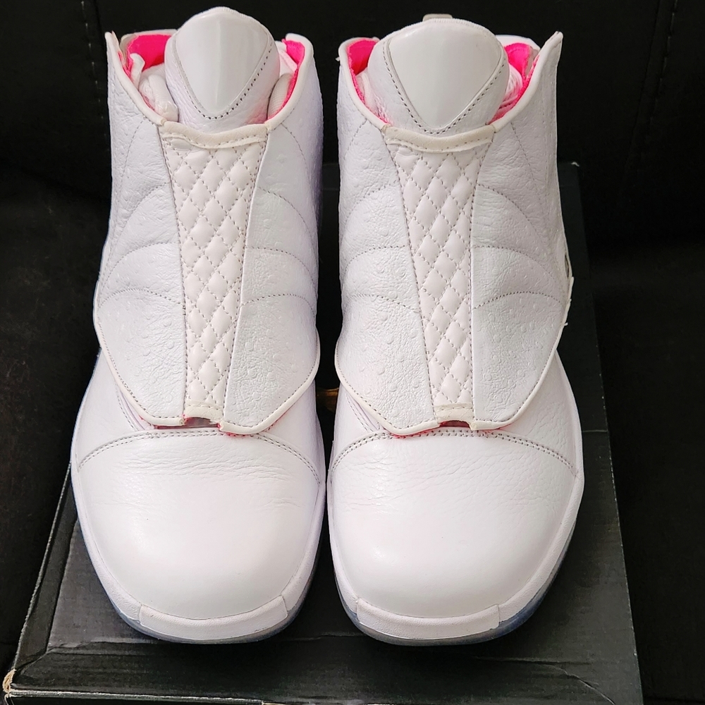 Sold!!  Jordan 16 Solefly